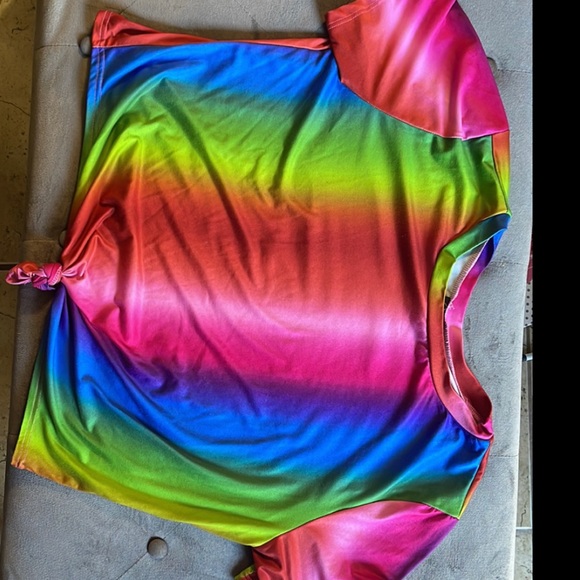 Rainbow top and boots set - Picture 2 of 3